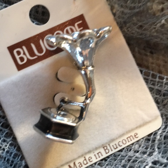 New Old Fashion Gramophone Phonograph Music Pin - Picture 5 of 6
